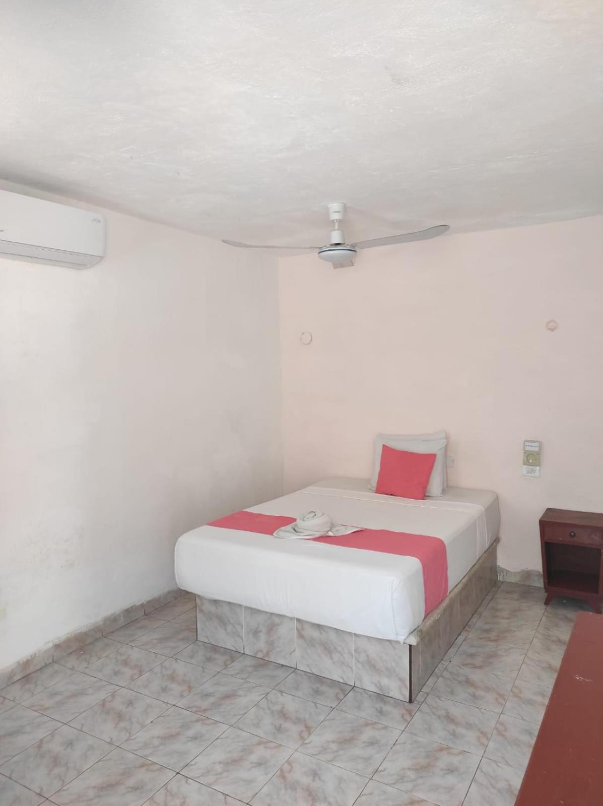 Oyo Margarita Hotel